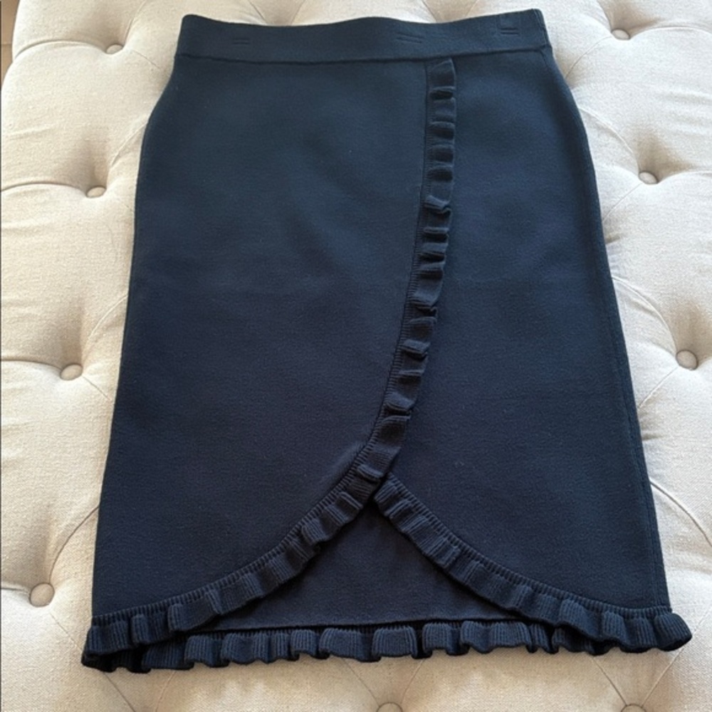 CLUB MÓNACO Elegant Blue Ruffle Skirt size M - Picture 2 of 12